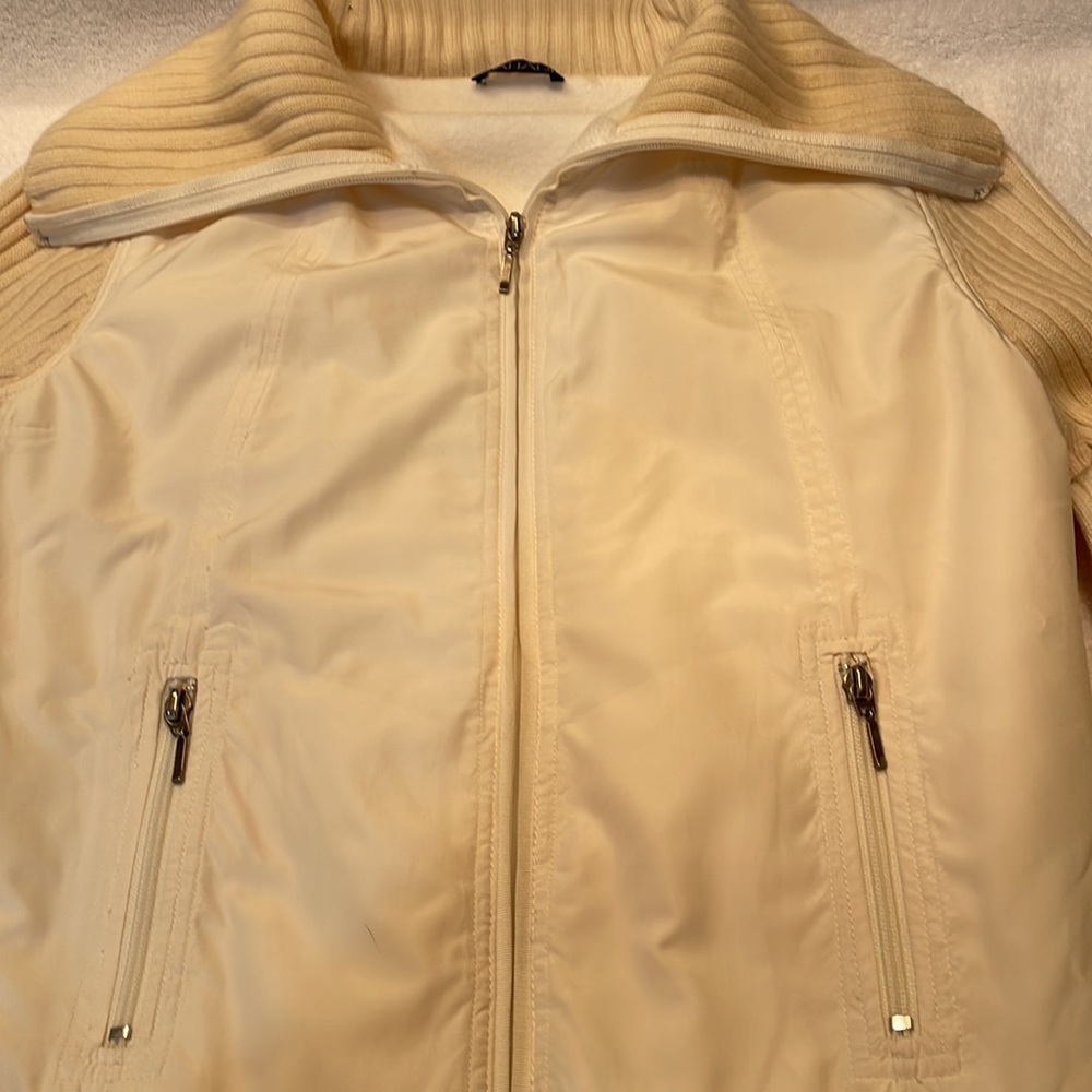 Tahari Jacket - Picture 6 of 11